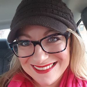 Meet your Posher, Chrissy